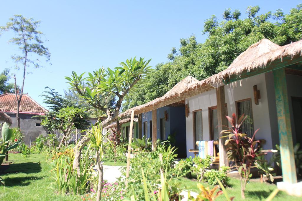 Maha Putri Bungalows Gili Trawangan Oda fotoğraf